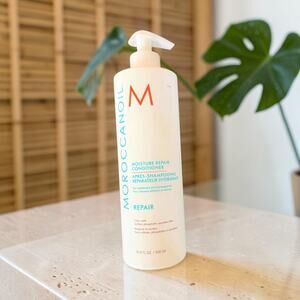 Moroccanoil Moisture Repair Conditioner 16.9 oz  W/ Pump NEW